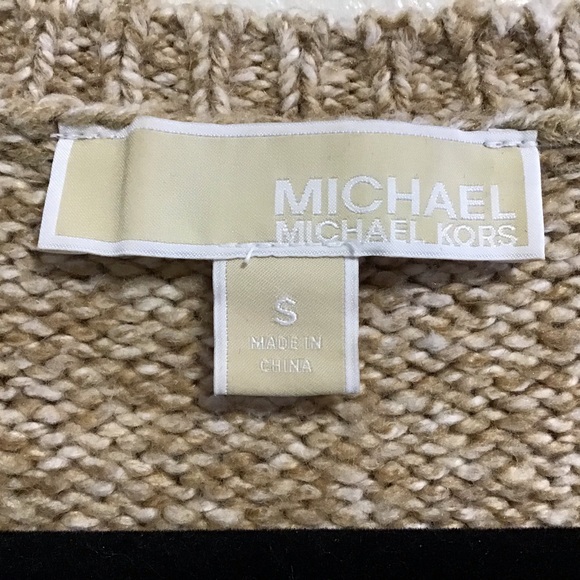 Lovely Michael Kors Sweater VNeck Ribbed Edges - Picture 5 of 7